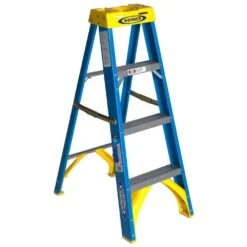 Werner 4 Ft Fiberglass Step Ladder With 250 Lb. Load Capacity | BigEasyMart.com