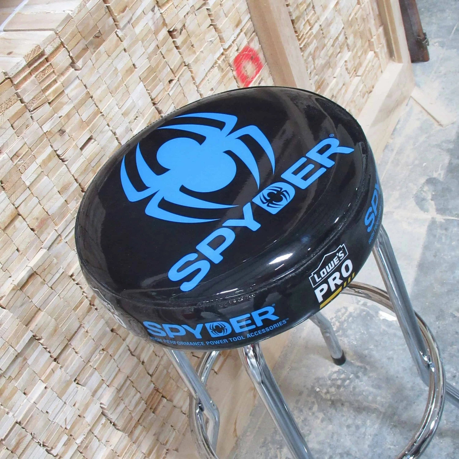 Spyder 30-in X 14-in Work Seat | BigEasyMart.com - Image 5